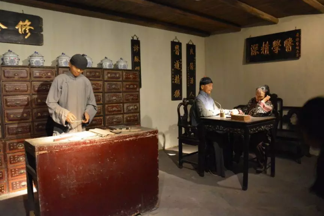 【昆中药杯·最美药店人】鼎博不生产美，鼎博是药店圈的星探